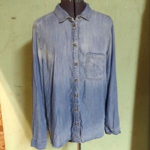 American eagle outfitters boyfriend buttons down jean shirt sz lg